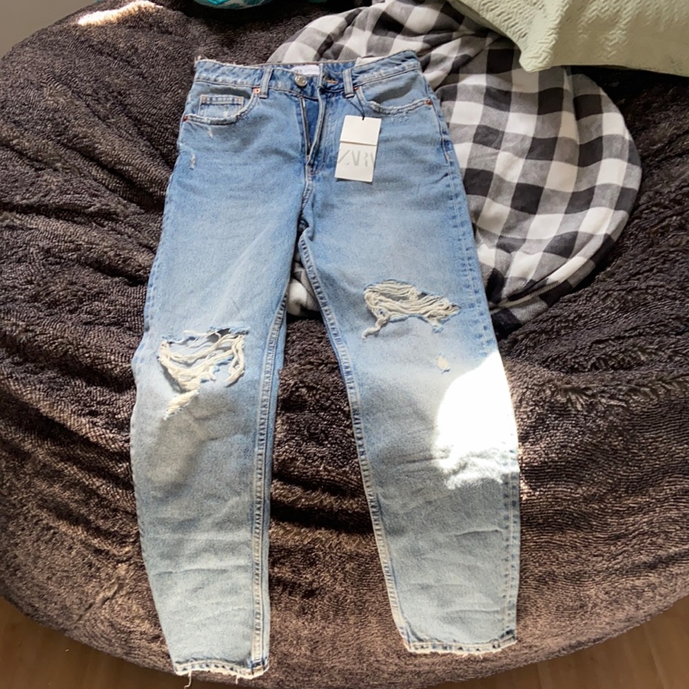 Ripped Mom Jeans
